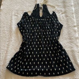 Black patterned tank